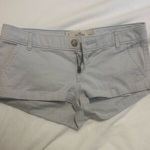 Vintage Hollister low rise mini shorts. Size 24